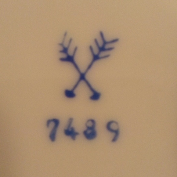 Vintage Porcelain Heart Shaped Jewelry Box- Japan - Picture 7 of 8